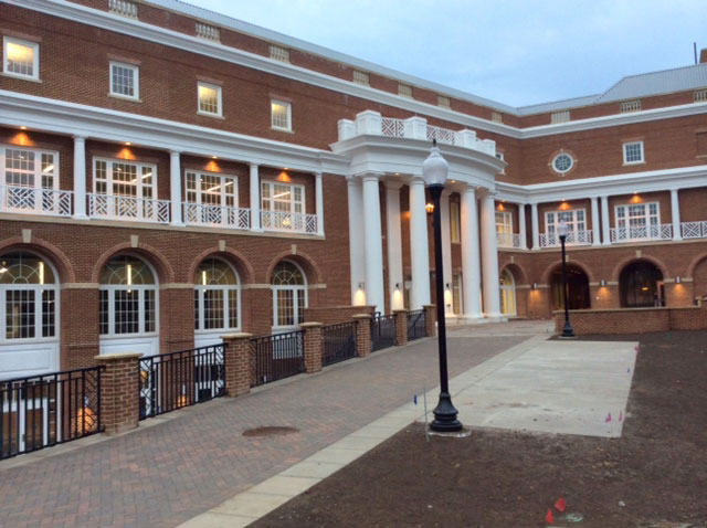University of Mary Washington view of front of building